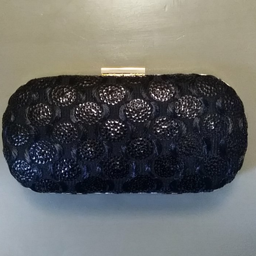 Formal clutch purse